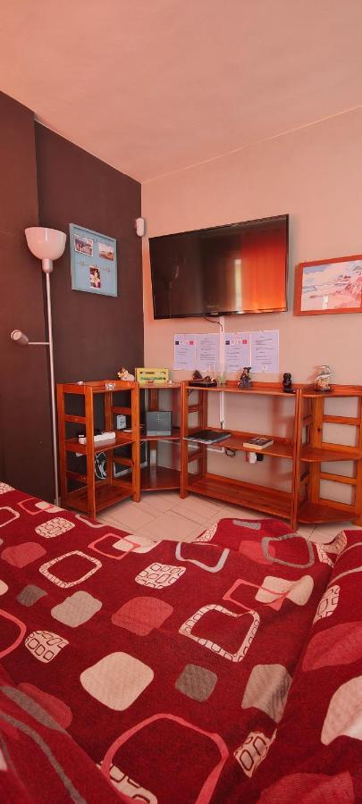 Apartamento Brisas Del Medano Apartment Exterior photo